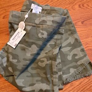 Mudpie Camouflage Print Skinny Jeans, Old Navy gray pants, Maurice’s gray skinny